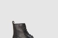 [BALENCIAGA-발렌시아가]스트라이크 워싱 이펙트 레더 부츠 670633