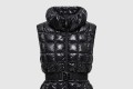 [MONCLER-몽클레어]Emilion 스퀘어 퀼팅 다운 조끼